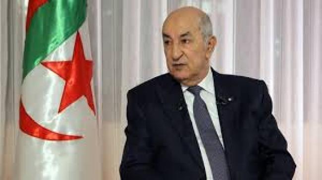 الرئيس الجزائري يعود إلى بلاده بعد شهرين من الغياب