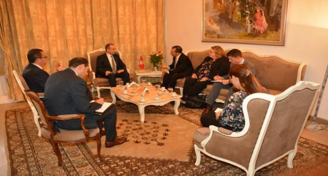 وزير الدّاخليّة يستقبل سفير الولايات المتحدة الأمريكية بتونس