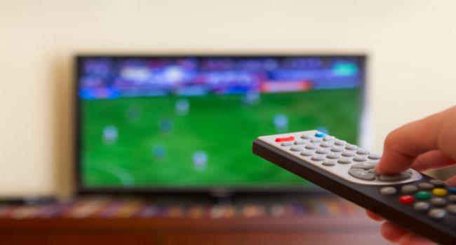 البطولة : مواجهات الأحد والبثّ التلفزي