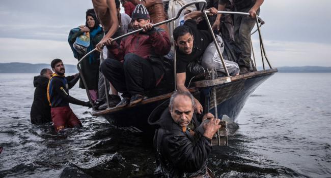 منظمة خيرية تنقذ اكثر من 300 مهاجر قبالة سواحل ليبيا