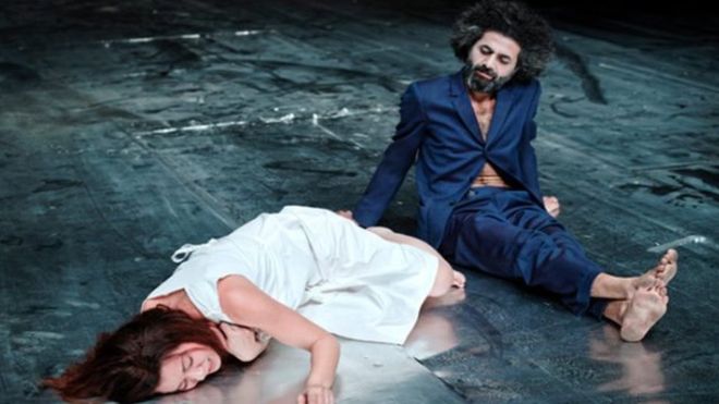 ظهور الممثل السوري حسين مرعي عاريا في تونس : المخرج يكشف معطيات جديدة